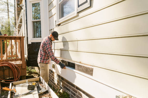 Trusted Storm Damage Siding Repair service in Franklin, GA - Creative Siding